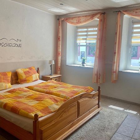 Ferienwohnung Minnies-Schiefertraum Браунеберг Екстериор снимка